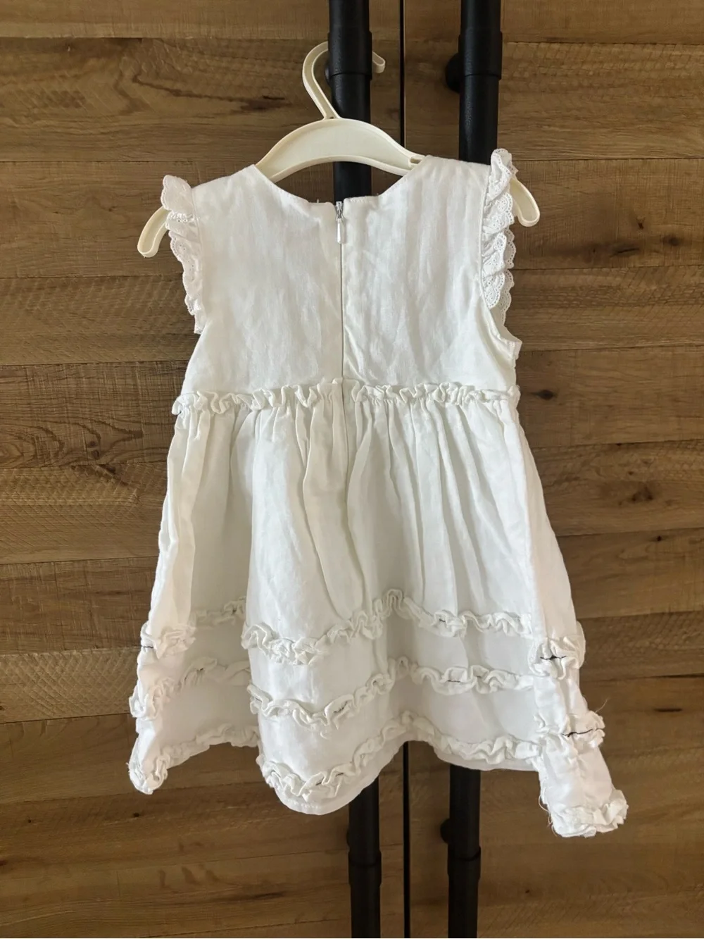 Baby Gap White Embroidered Tiered Ruffle Dress Baby Girls 6-12 Months Sleeveless